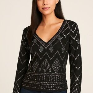 🌟HP🌟EXPRESS Sequined Bell Sleeved Blouse